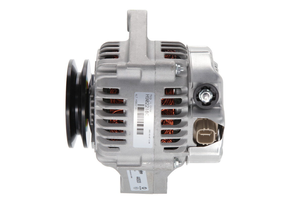ALTERNATOR TOYOTA AVENSIS