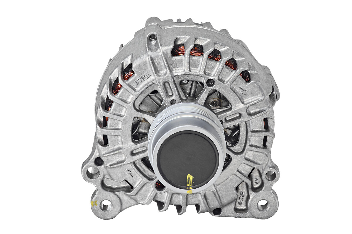 Alternatore VALEO 440813
