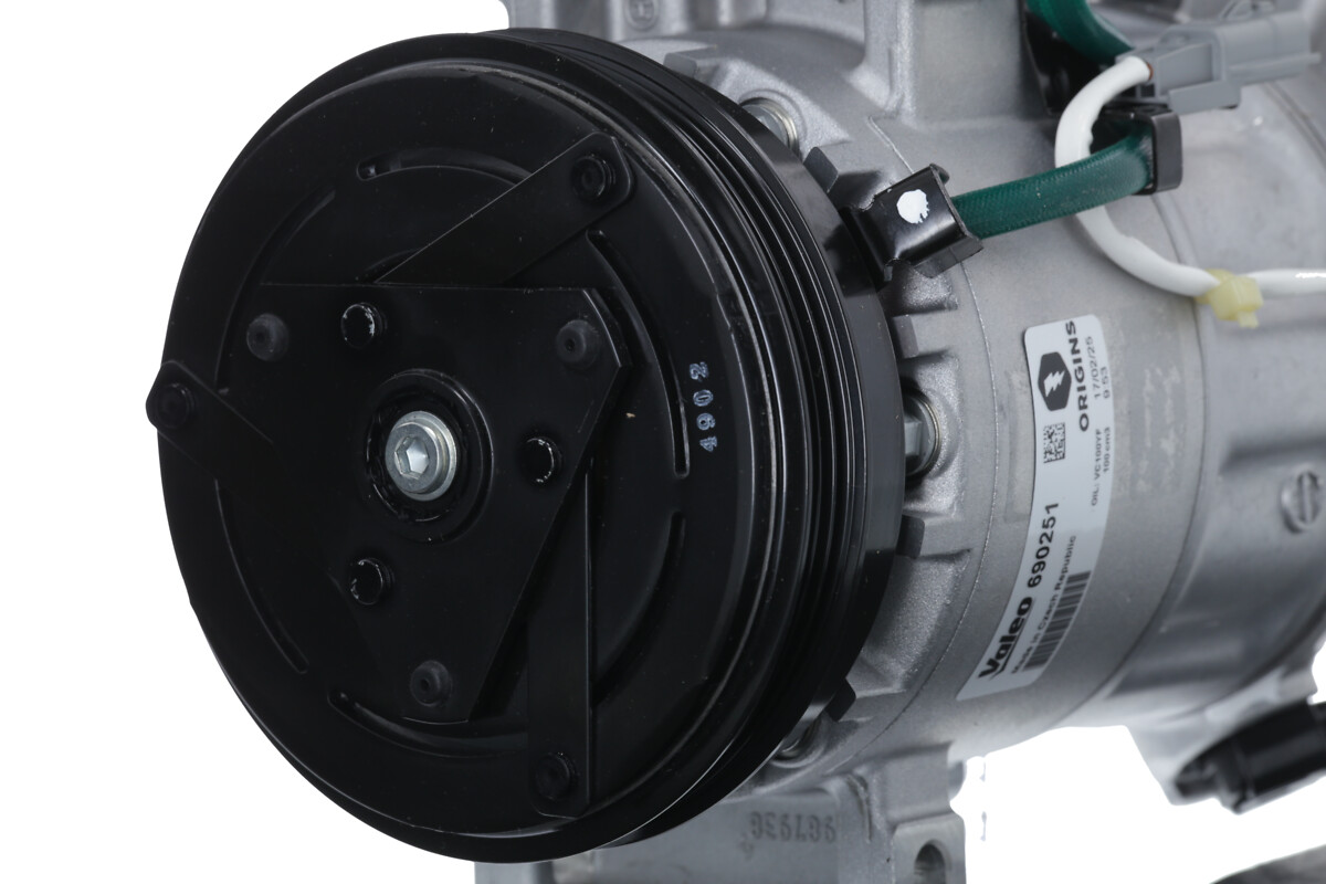 NEW COMPRESSOR RENAULT CLIO V