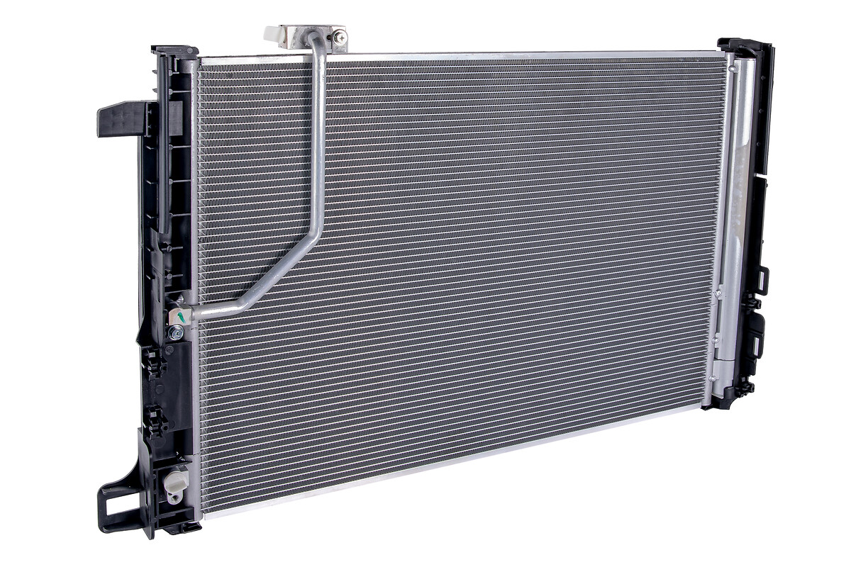 VALEO CONDENSATORE MERCEDES CLASSE C