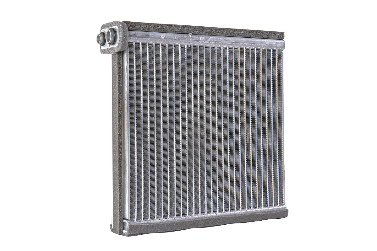 VALEO EVAPORATORE NISSAN MARCH