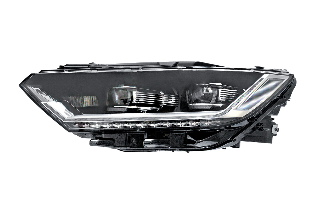 PR VW PASSAT B8 2014/10 ADB LED SX LHD