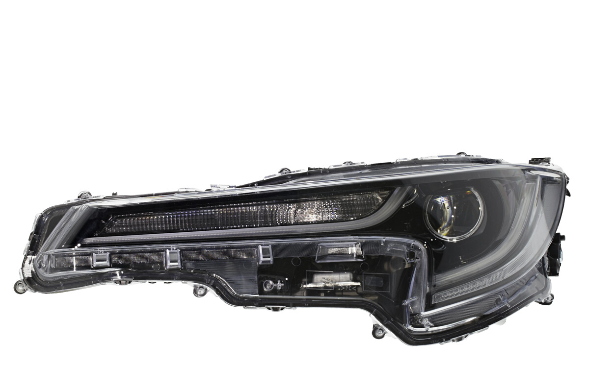 PR TOYOTA COROLLA SW MID LED SX LHD