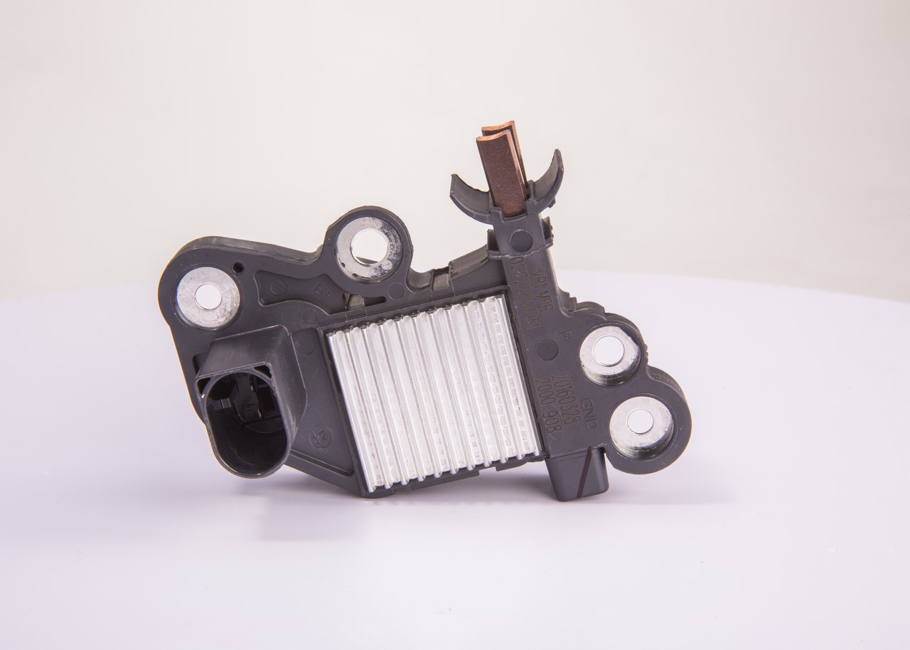 BOSCH REGOLATORE DI TRANSISTORI
