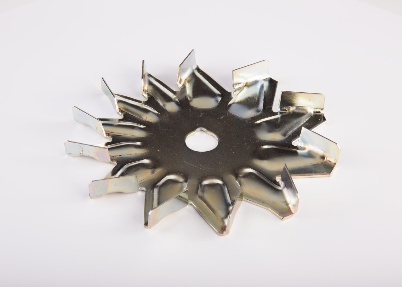 VENTOLA, ALTERNATORE