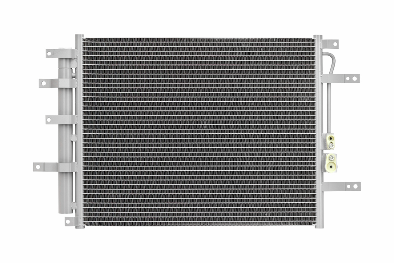 CONDENSATORE AC