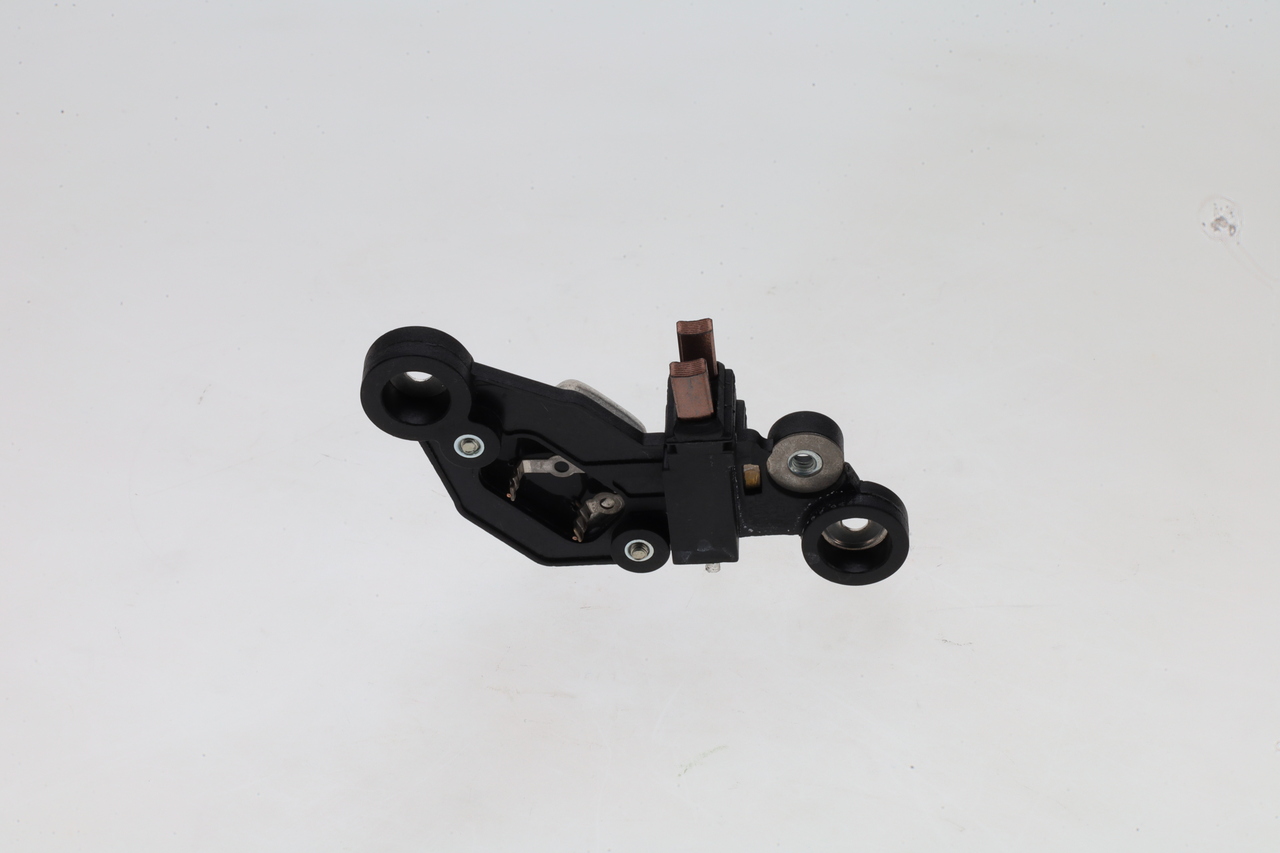 REGOLATORE ALTERNATORE