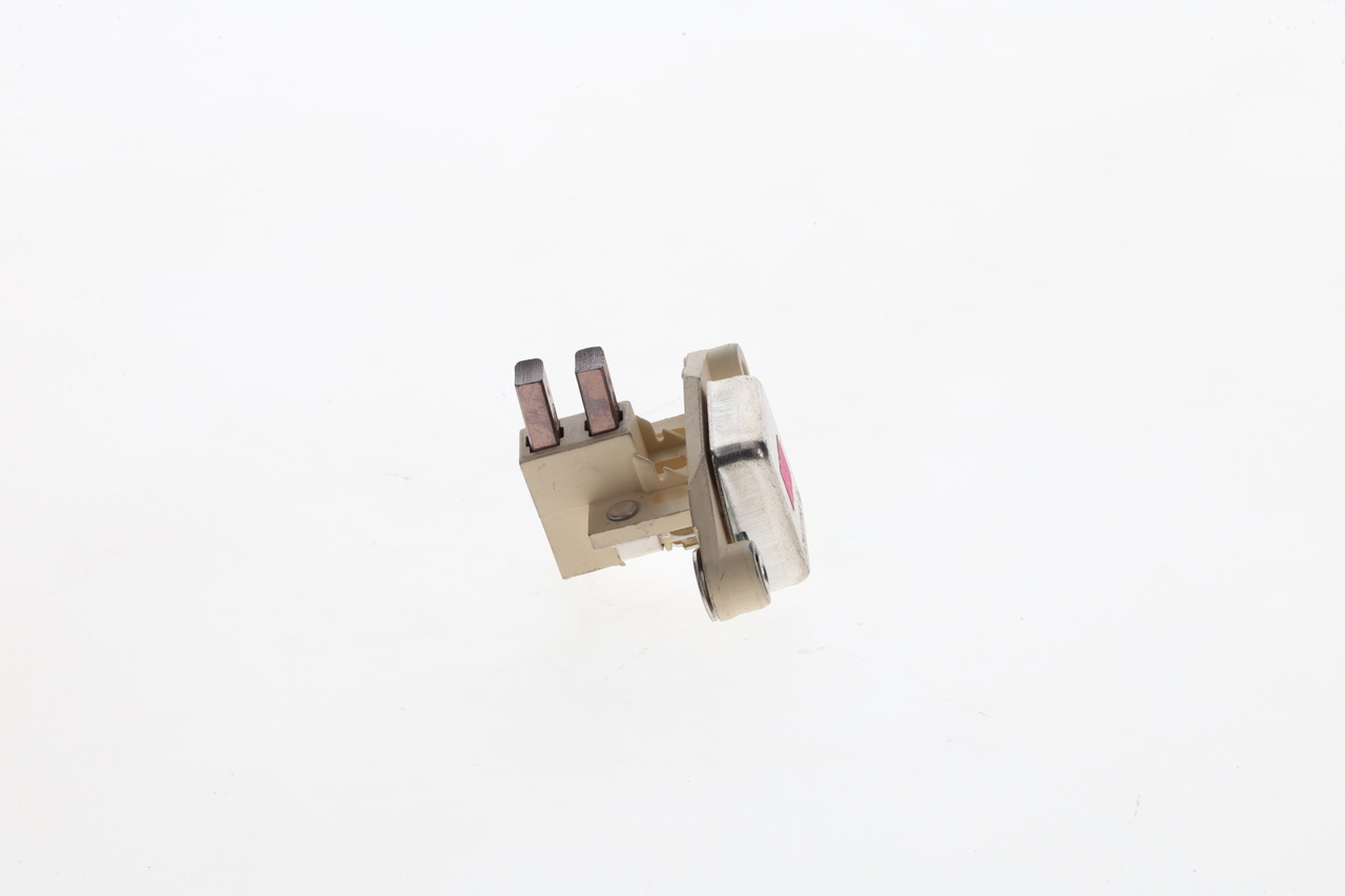 REGOLATORE ALTERNATORE