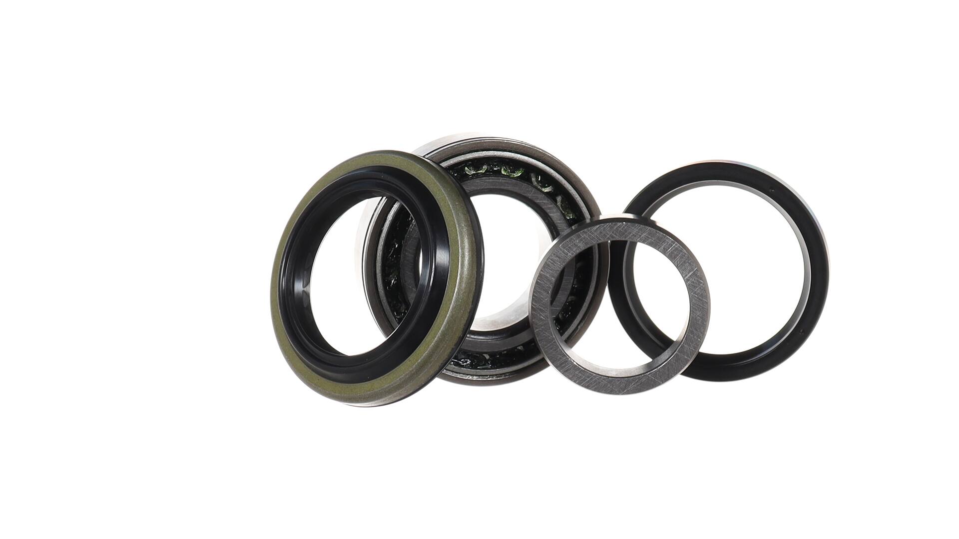 KIT RUOTE  AUTO VOLVO 140 (142, 144) 140 Station wagon (145) 164 240 (P242, P244) 240 Kombi (P245) 2