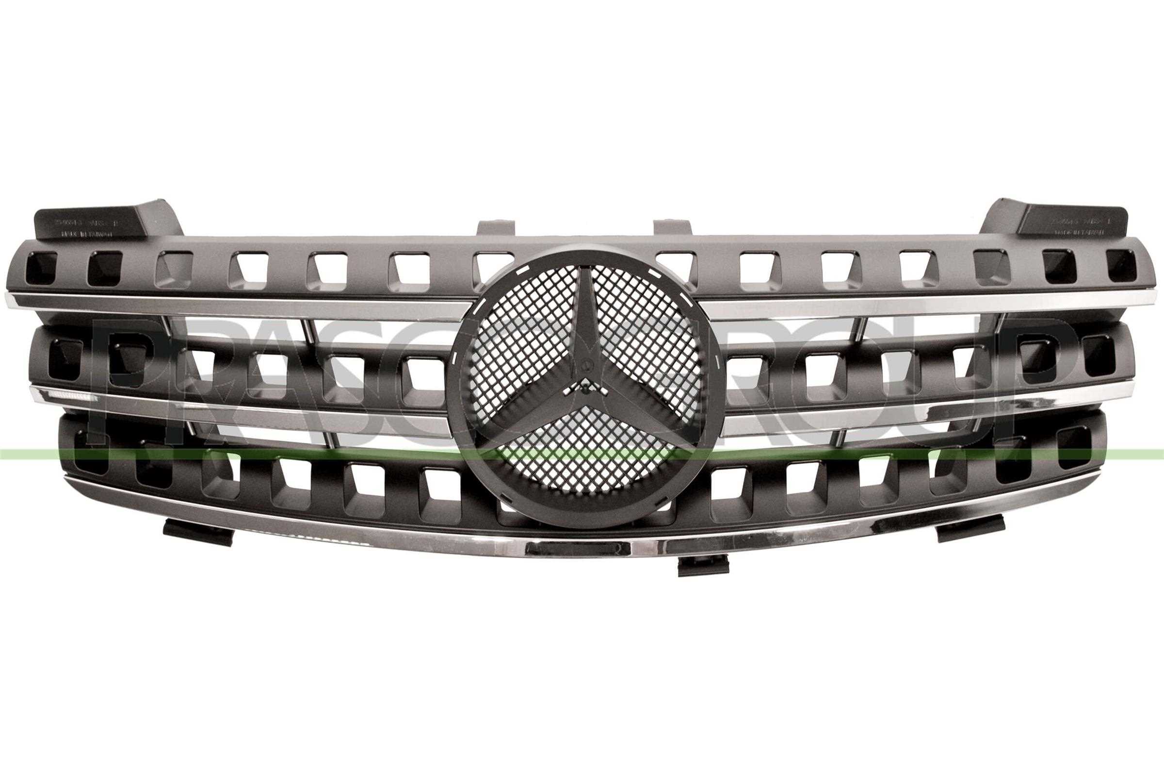 GRIGLIA RADIATORE NERA CON MODANATURA CROMATA