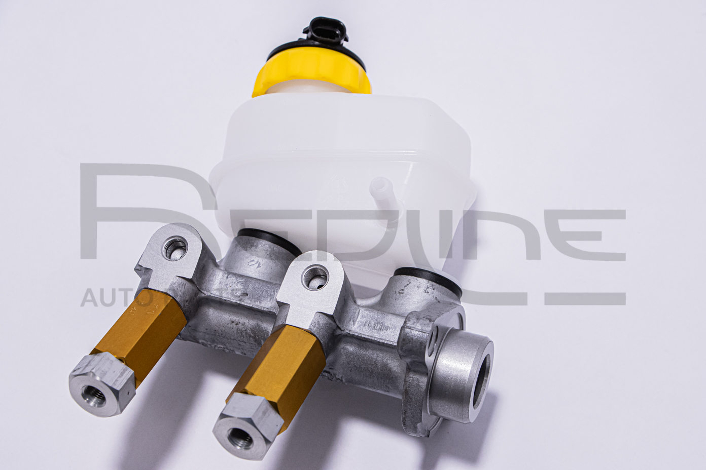 Cilindro maestro del freno REDLINE 09DW008