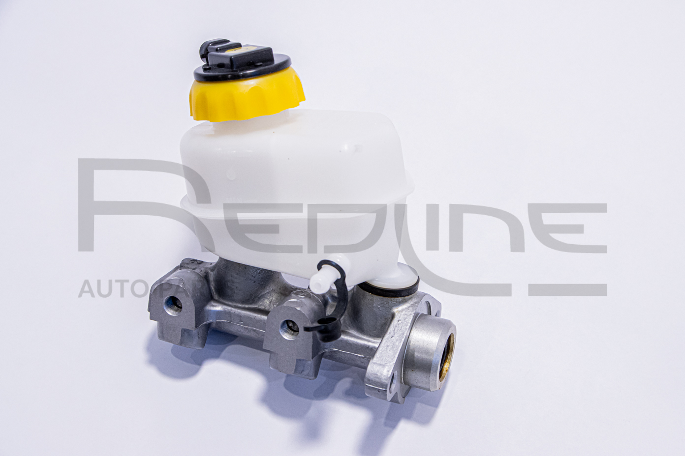 Cilindro maestro del freno REDLINE 09DW011