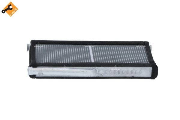 NRF SCAMBIATORE DI CALORE AUDI A6 2.0TDI -11