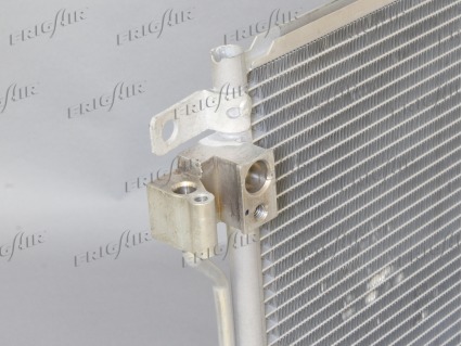 COND.NISSAN JUKE-PULSAR