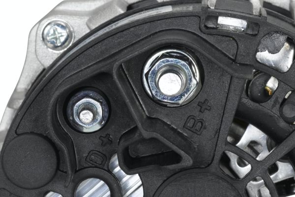 ALTERNATORE NUOVO SENZA RESO