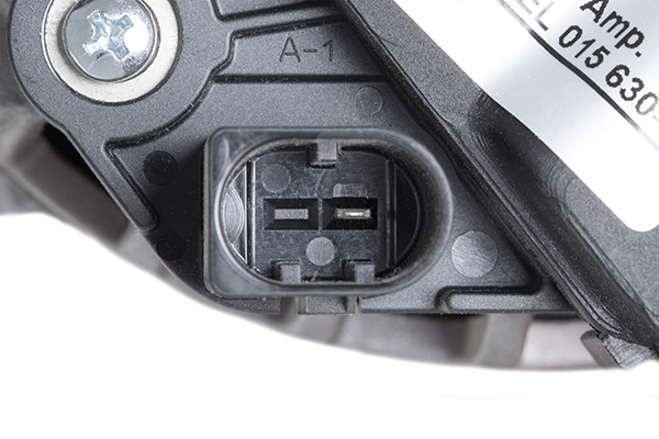 ALTERNATORE NUOVO SENZA RESO