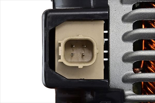 ALTERNATORE NUOVO SENZA RESO