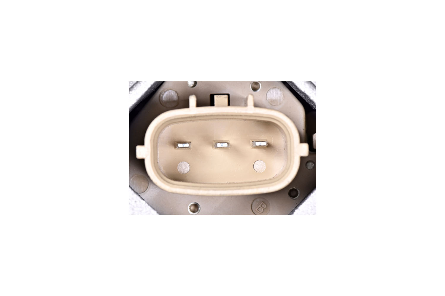 ALTERNATORE NUOVO SENZA RESO