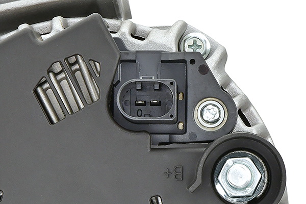 ALTERNATORE NUOVO SENZA RESO