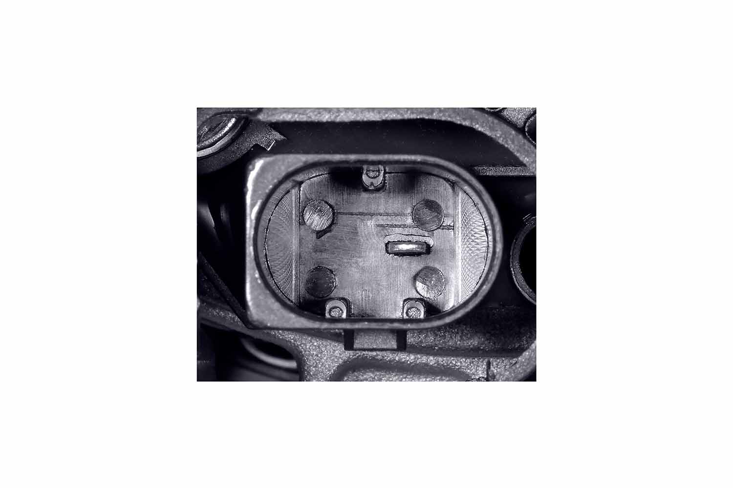 ALTERNATORE NUOVO SENZA RESO